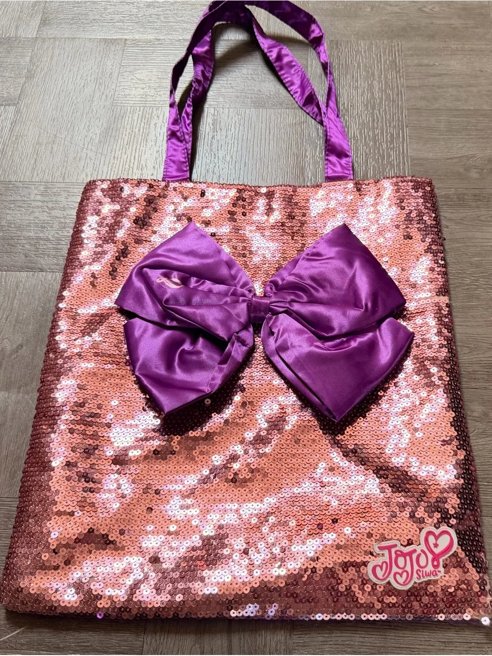 JoJo Siwa sparkling rose